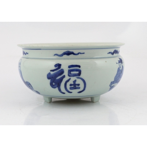 163 - A Chinese blue and white Sanxing tripod censer, Kangxi period, painted with the figures of the Thr... 