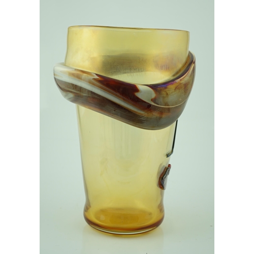 17 - ** ** Oscar Zanetti (1961-), a Murano yellow ground glass Cubist style head of a man signed, 37cm hi... 