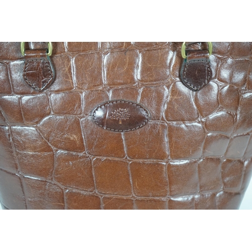 1009 - A brown Mulberry crocodile effect leather bag, with detachable matching shoulder strap and dust cove... 