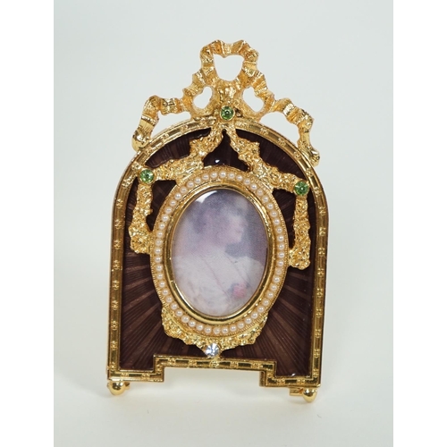 1013 - A Fabergé Imperial Collection Menagerie Rabbit Surprise Egg on stand together with a Fabergé gilt an... 