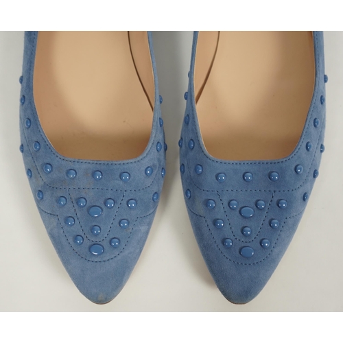 1062 - A pair of Tod's lady's light blue suede leather studded ballet flats, size 40.5