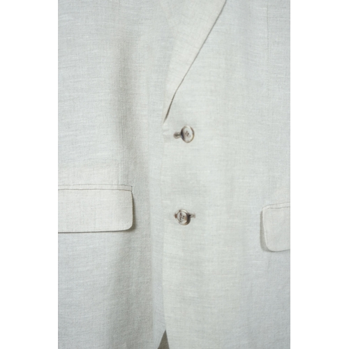 1088 - A Paul Smith gentlemen's beige linen single breasted suit, approx size 42" jacket. 36" tro... 