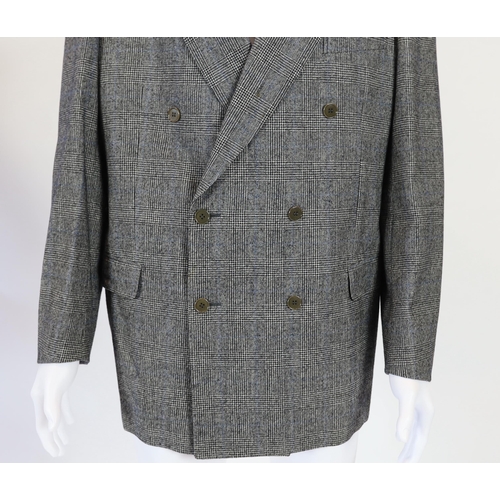 1089 - A Yves Saint Laurent rive gauche gentlemen's Prince of Wales check double breasted wool suit, approx... 