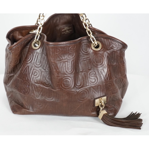 1119 - A Louis Vuitton brown Paris Souple Whisper shoulder bag, Limited Edition, from the F/W 2008 collecti... 