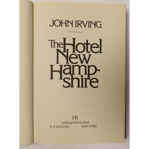 274 - ° ° Irving, John - The Hotel New Hampshire, 1st edition ,8vo, half cloth in clipped d/j, presentatio... 