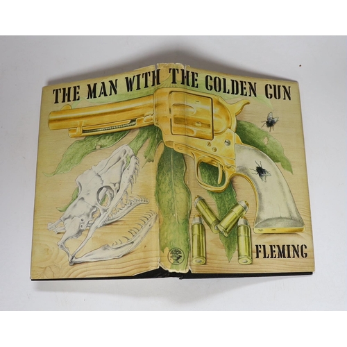 400 - ° ° Fleming, Ian and Michael, Vivienne - The Spy Who Loved Me. 1st edition (1st issue). d-page illus... 