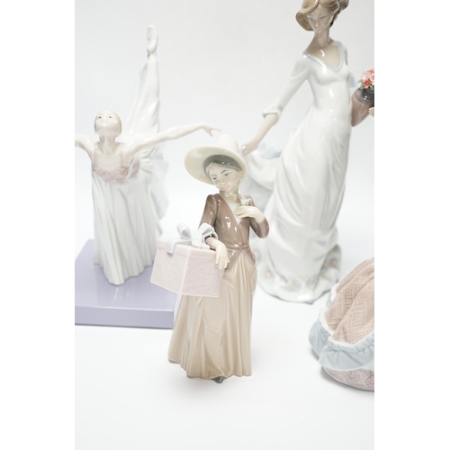 421 - Four Lladro figurines; Reverie Moment, a model of a Ballet Dancer, and three other figurines (only t... 