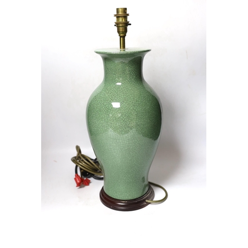 443 - A Chinese crackleglaze table lamp