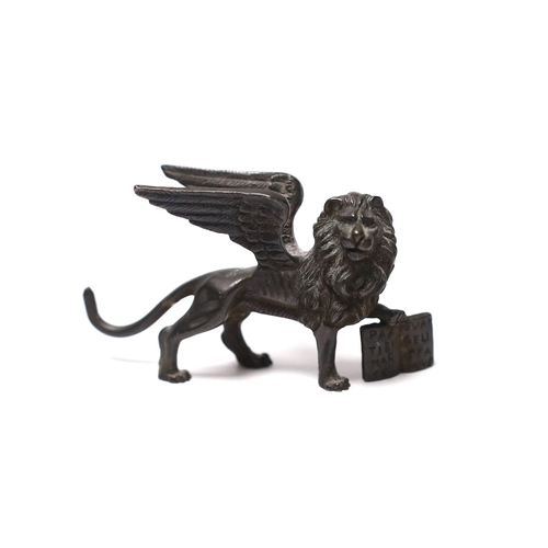 655 - * * A Grand Tour miniature bronze Winged Lion of St. Mark, late 18th century, 7.5cm wide