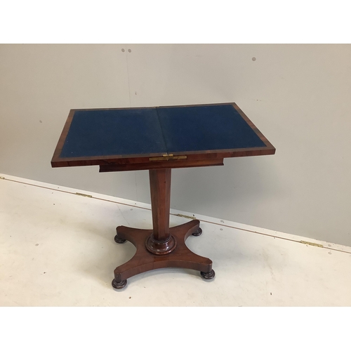 1043 - An early Victorian rectangular rosewood folding card table, width 46cm, depth 36cm, height 72cm... 