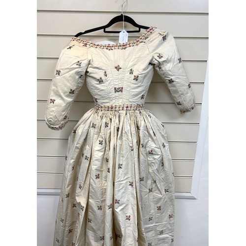 1342 - A rare 18th century, possibly Spitalfields, cream silk ladies dress, circa 1770-1780, made in the En... 