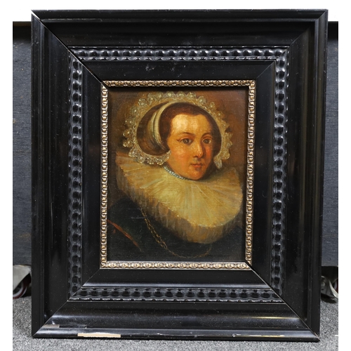 1811 - Flemish School, oil on wooden panel, Head of a lady, 21 x16.5cm