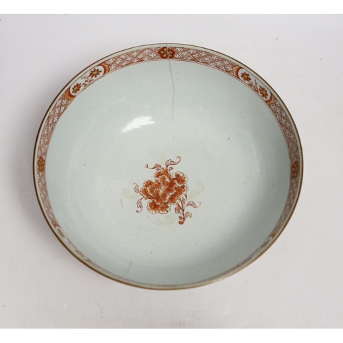 1330 - An 18th/19th century Chinese bowl and five plates, bowl 10cm high