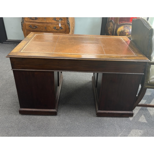 136 - A George III style mahogany pedestal desk, width 138cm, depth 83cm, height 77cm together with a Gain... 