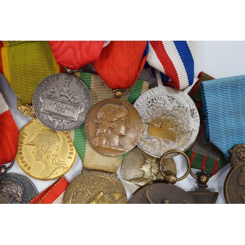 283 - Eighteen French and Belgium medals, etc. including; Medal of Honour, War Cross,  Medal of Honour for... 