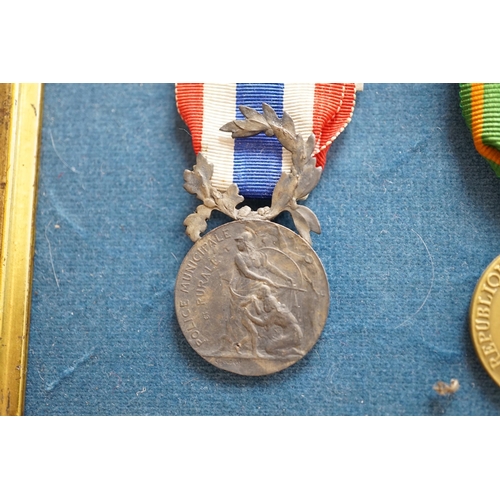 285 - Eighteen French medals, including The War Cross, TOE French Legion Cross, Medal of Honour, Croix du ... 