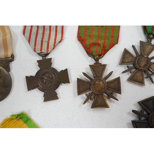 285 - Eighteen French medals, including The War Cross, TOE French Legion Cross, Medal of Honour, Croix du ... 