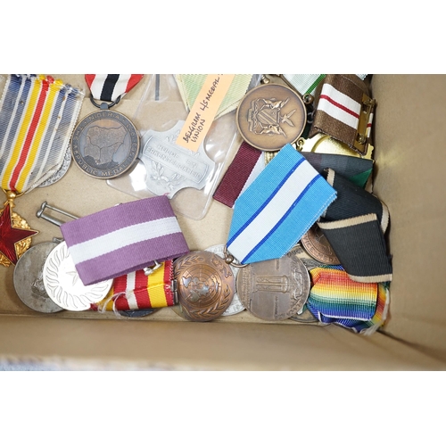 287 - Thirty world military and commemorative medals including; a Belgium War Aid Medal 1914-18, Nigeria R... 