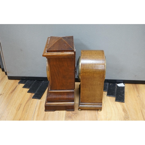 391 - Two early 20th century mantel clocks; a mahogany timepiece and an inlaid Edwardian clock with engine... 