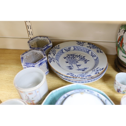 440 - A group of Chinese blue and white and enamelled porcelain jars, plates and bowls, 18th century and l... 