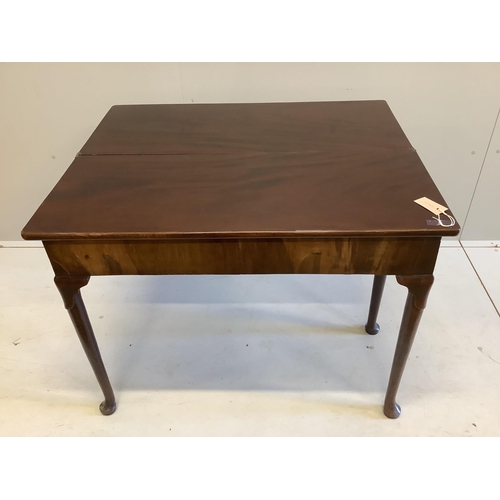 81 - A George III rectangular mahogany folding tea table, width 97cm, depth 39cm, height 75cm