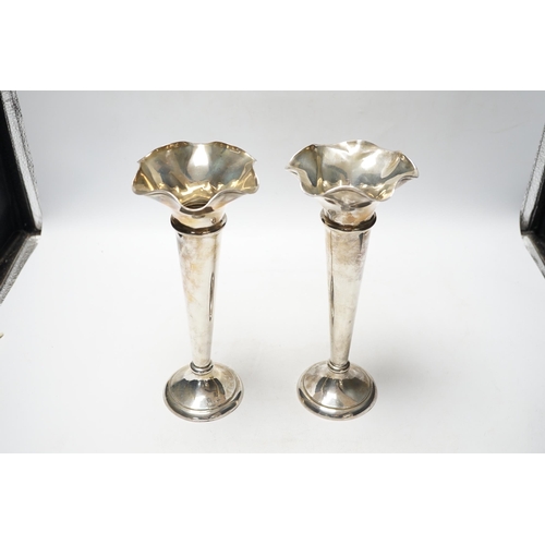 828 - A pair of George V silver spill vases, with wavy rims, Walker & Hall, Sheffield, 1911, 27.1cm, weigh... 