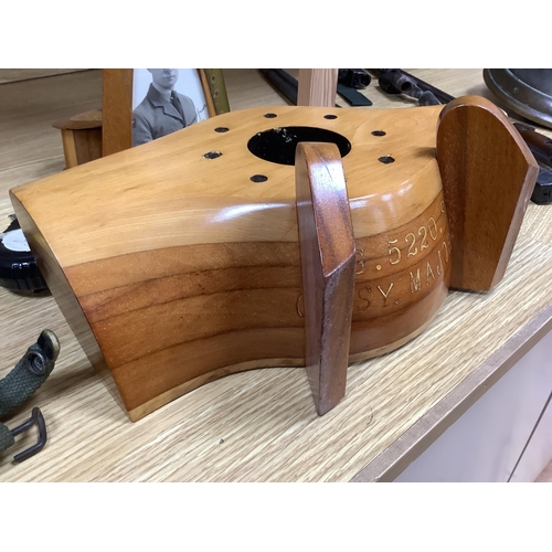 283 - A WWII wooden propeller clock case, reputedly from a Spitfire related photo frame housing a black an... 