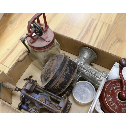 287 - A collection of metalware kitchenalia,