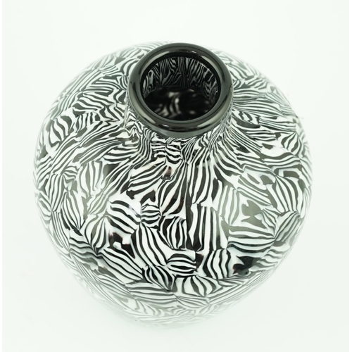 325 - ** ** Vittorio Ferro (1932-2012) A Murano glass Murrine vase, in black and white, unsigned, 25cmPlea... 