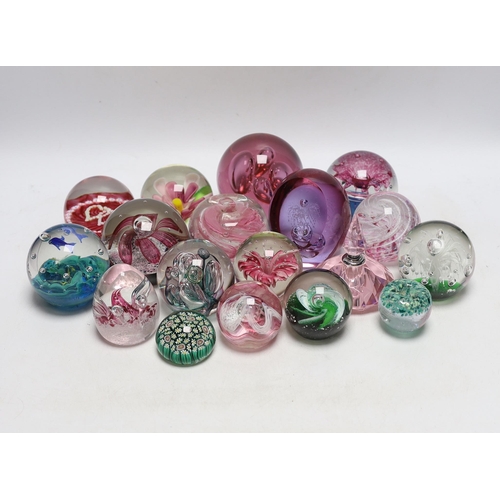 345 - A group of glass paperweights including Caithness