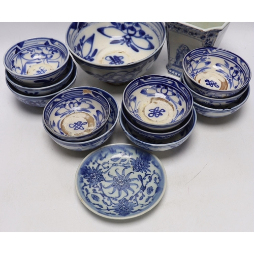 373 - A group of Chinese blue and white bowls a dish and a Delft blue and white vase, largest 19cm in diam... 