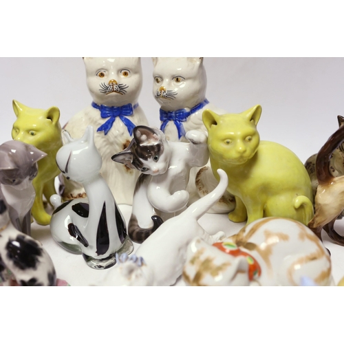 459 - An assortment of various cat ornaments including a Bing and Grundahl example and one Wien example, l... 