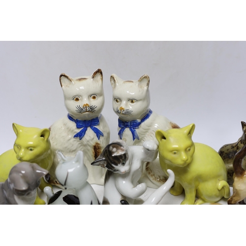 459 - An assortment of various cat ornaments including a Bing and Grundahl example and one Wien example, l... 