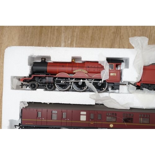 1257 - A Hornby 00 gauge Hogwarts Express Electric Train Set (R1033) from Harry Potter and the Chamber of S... 