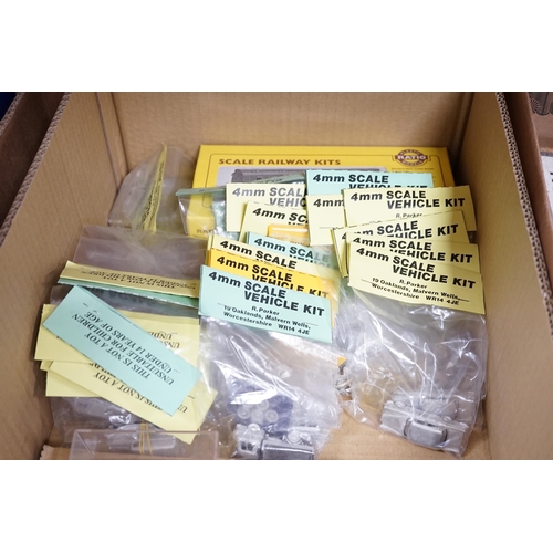 1269 - Forty 4mm, OO Gauge model railway unconstructed and packeted white metal kits, by Springside Models ... 