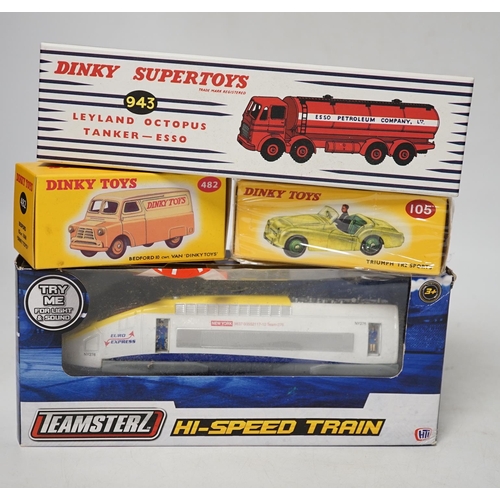 1284 - Thirty boxed diecast vehicles including; sixteen Atlas Dinky Toys and thirteen Atlas Editions Britis... 