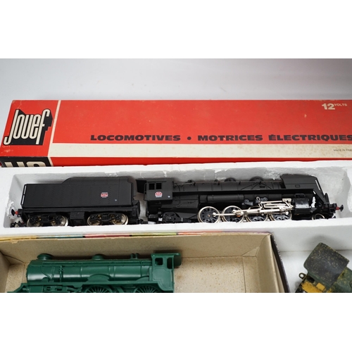 1285 - A quantity of 00 and HO gauge model, railway, including; a boxed Jouef SNCF 282, tender locomotive... 