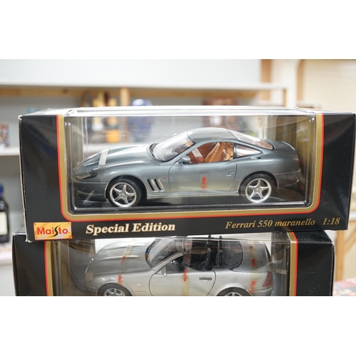 1286 - Five boxed 1:18 model cars by Maisto and Bburago; Jaguar S-Type, Jaguar XKR, Ferrari 550 maranello, ... 