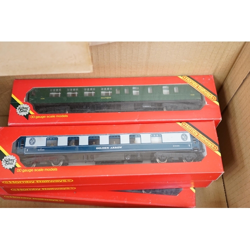 1290 - Fifteen boxed Hornby Railways 00 gauge items, including two locomotives; an LMS Class 5 (R842), and ... 