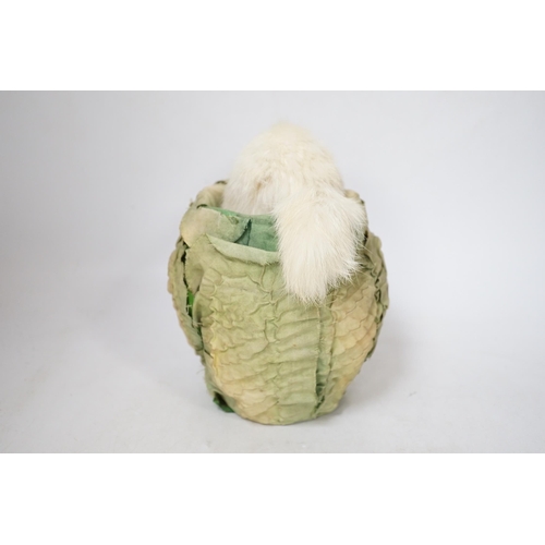 1307 - A Roule de Camp rabbit automaton in lettuce, 19cm high