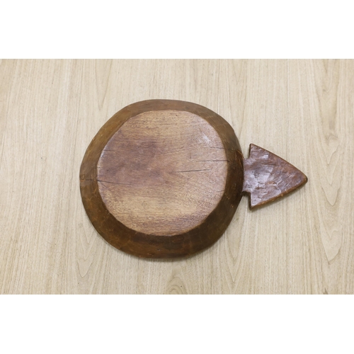 1421 - A 19th century elm measure