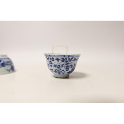 1487 - A Chinese Nanking Cargo blue and white saucer and tea bowl, and a Kangxi blue and white tea bowl, la... 