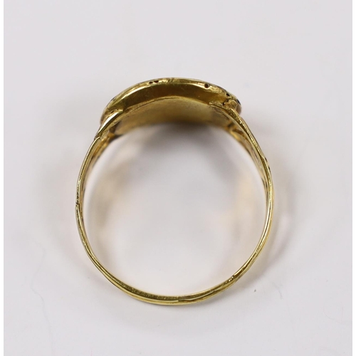 1965 - An early 19th century two colour yellow metal mourning ring, with glazed panel and pierced foliate s... 