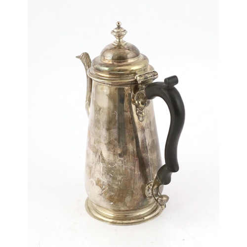 355 - A George III silver coffee pot and hinged cover with turned finial, maker R?, of tapering form, mark... 