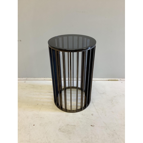 2057 - A custom made Louis Montrose (Dermer Hamlyn) round side table with Windsor black glass top, diameter... 