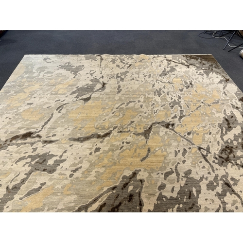 2060 - A Luke Irwin, Sorrento carpet, 460 x 408cm