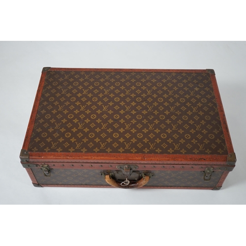 2275 - A vintage Louis Vuitton monogram canvas suitcase, no. 780445, 71cm x 44cm x 22cm