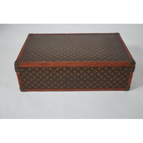 2275 - A vintage Louis Vuitton monogram canvas suitcase, no. 780445, 71cm x 44cm x 22cm