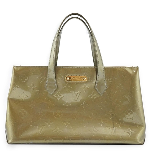 2292 - A Louis Vuitton gold metallic monogram tote bag, height 18cm, height to handle 29cm, width 31cm, dep... 