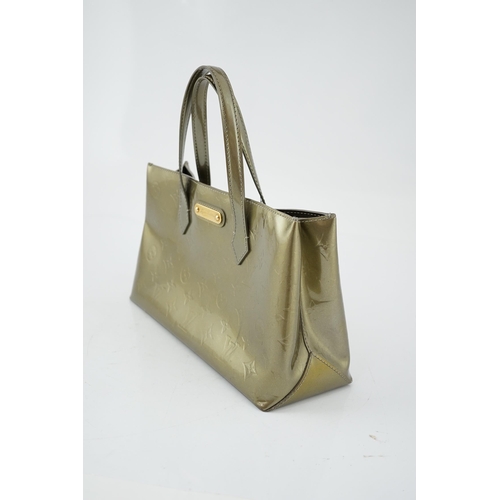 2292 - A Louis Vuitton gold metallic monogram tote bag, height 18cm, height to handle 29cm, width 31cm, dep... 